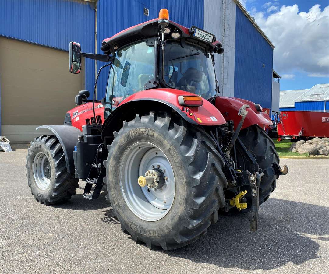 Case-IH Puma 185, traktori