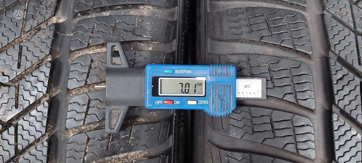 Pirelli, winter 235/40 R19