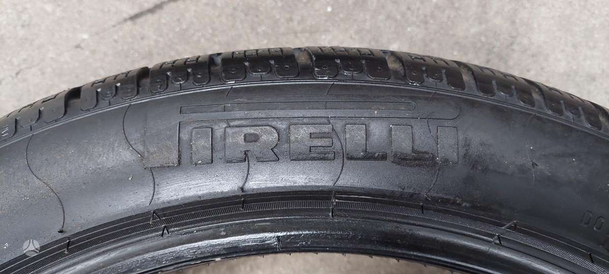 Pirelli, winter 235/45 R20