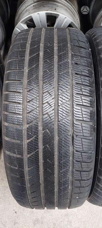 Vredestein, зимние 255/45 R20