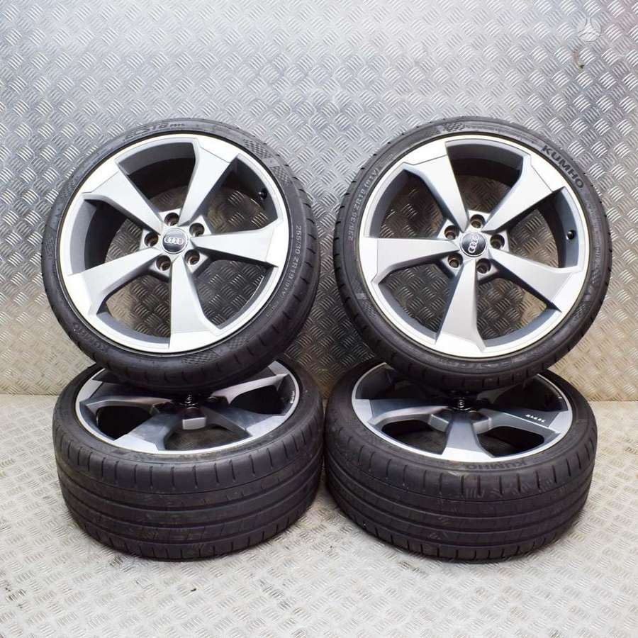 Audi RS3, light alloy, R19