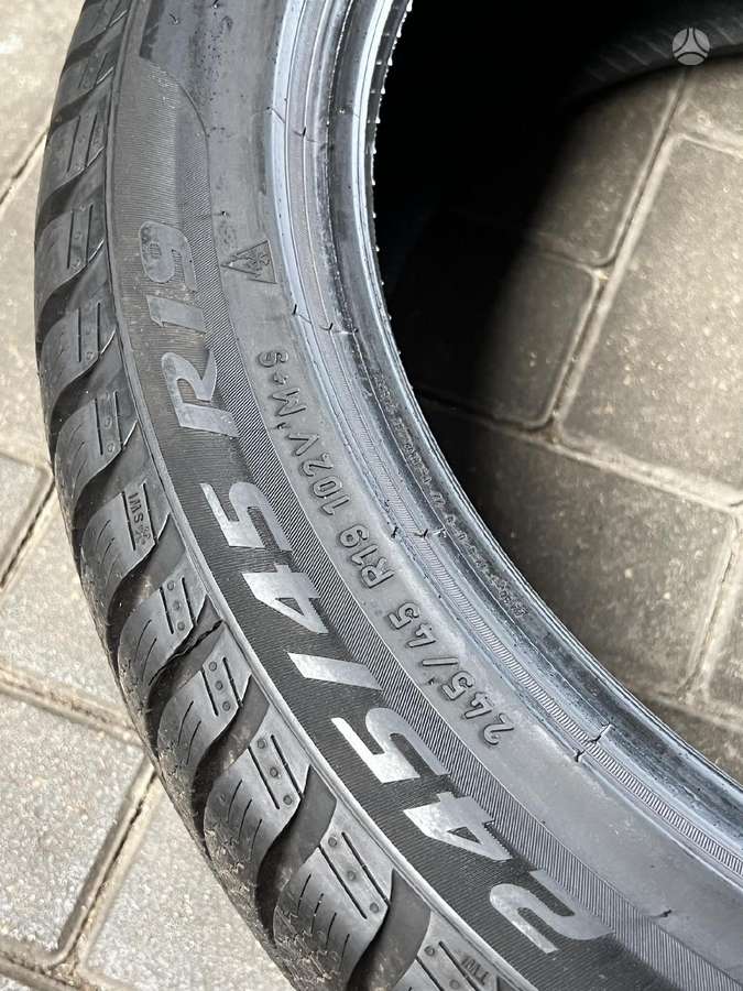 Pirelli SOTTOZERO 3 RUN FLAT, winter 245/45 R19