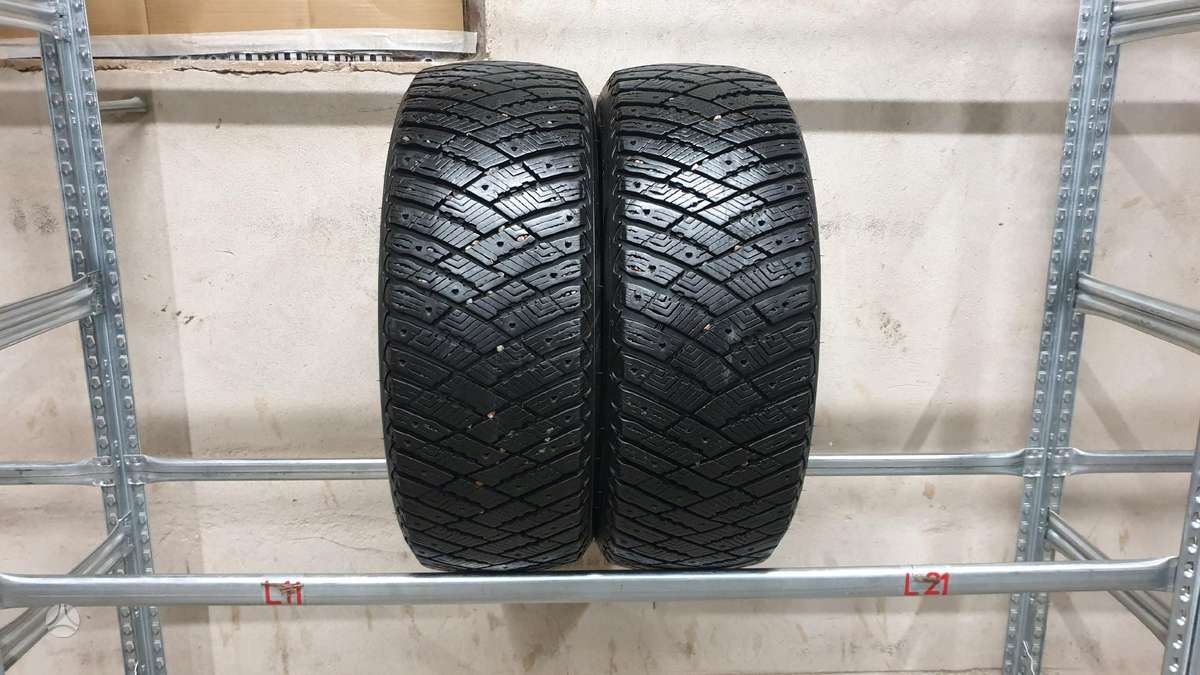 Goodyear Ultra Grip Ice Arctic apie 10m, žieminės 225/55 R17 | A24013107