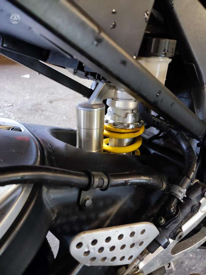 Yamaha R1, спортбайки / superbikes