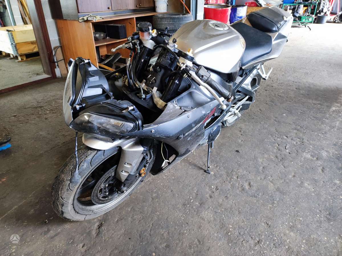 Yamaha R1, спортбайки / superbikes