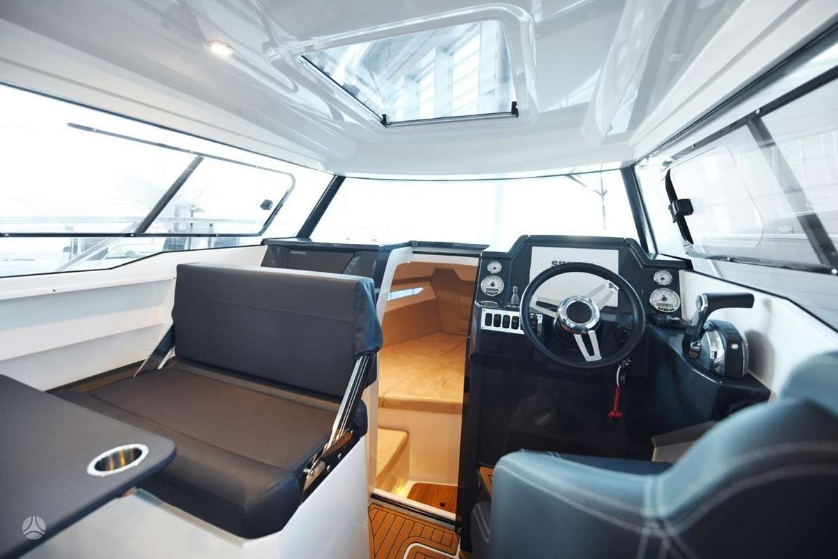 Parker 790 Explorer, yachts / cruisers