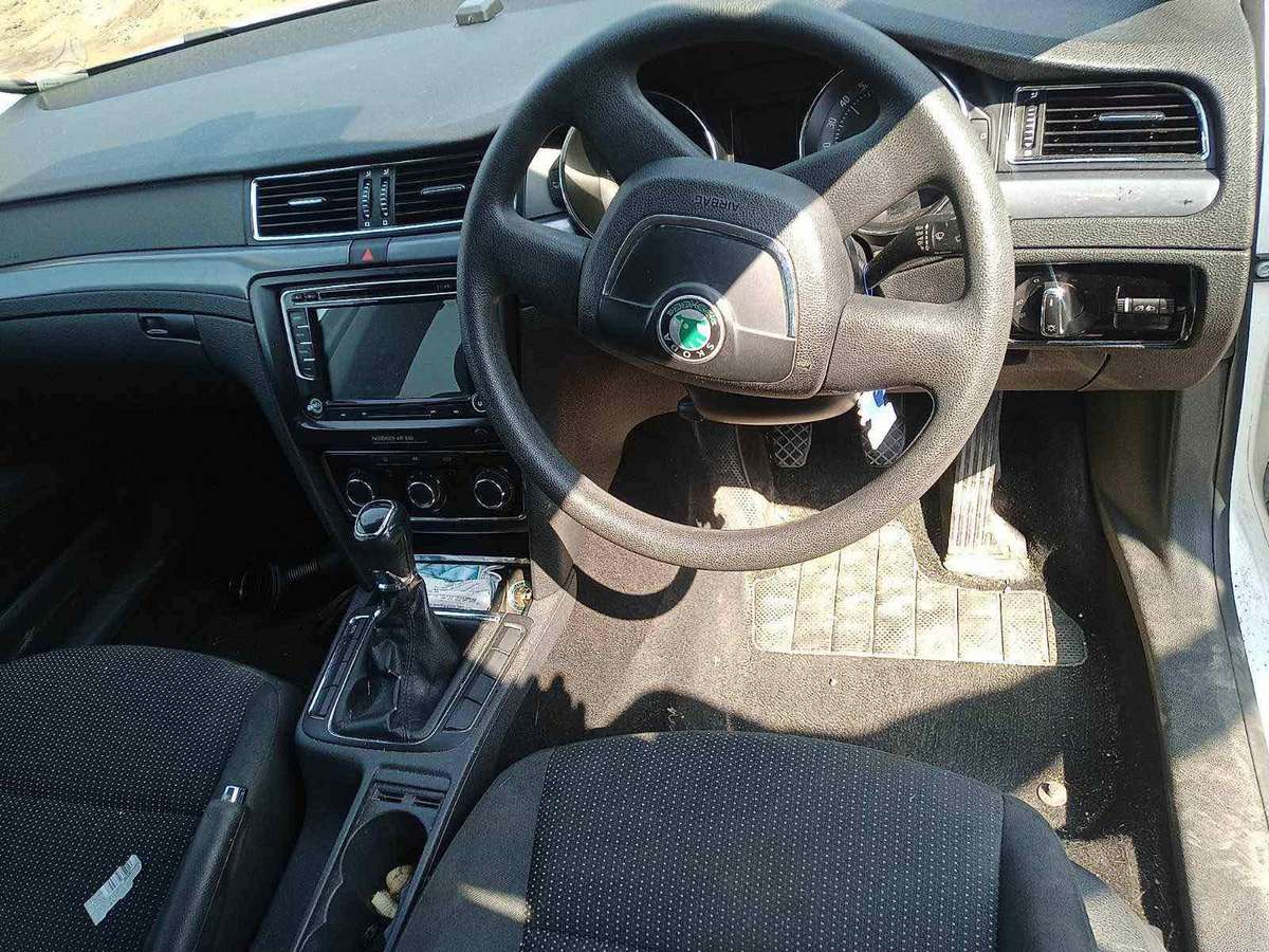 Skoda Superb по частям