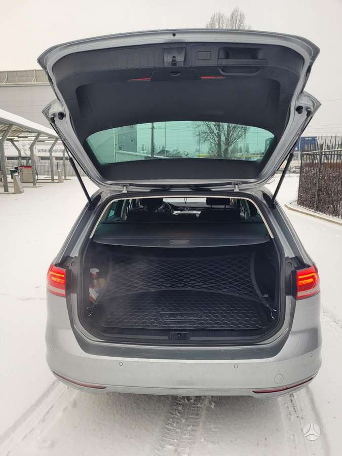 Volkswagen Passat, 2.0 l., Универсал