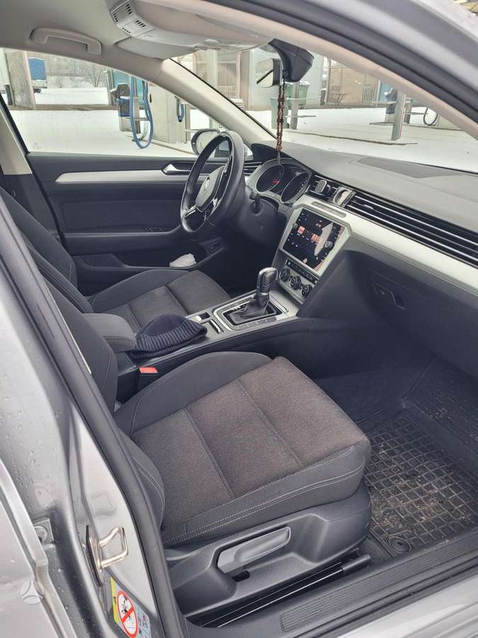 Volkswagen Passat, 2.0 l., Универсал