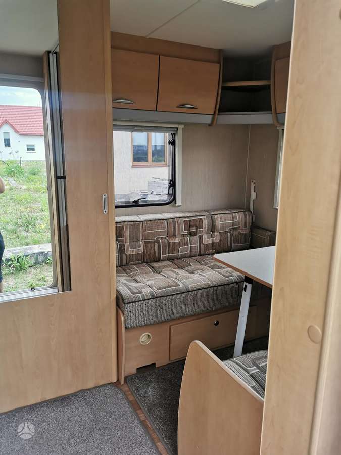 Bürstner Lunar, Elddis Sterling, кемперы