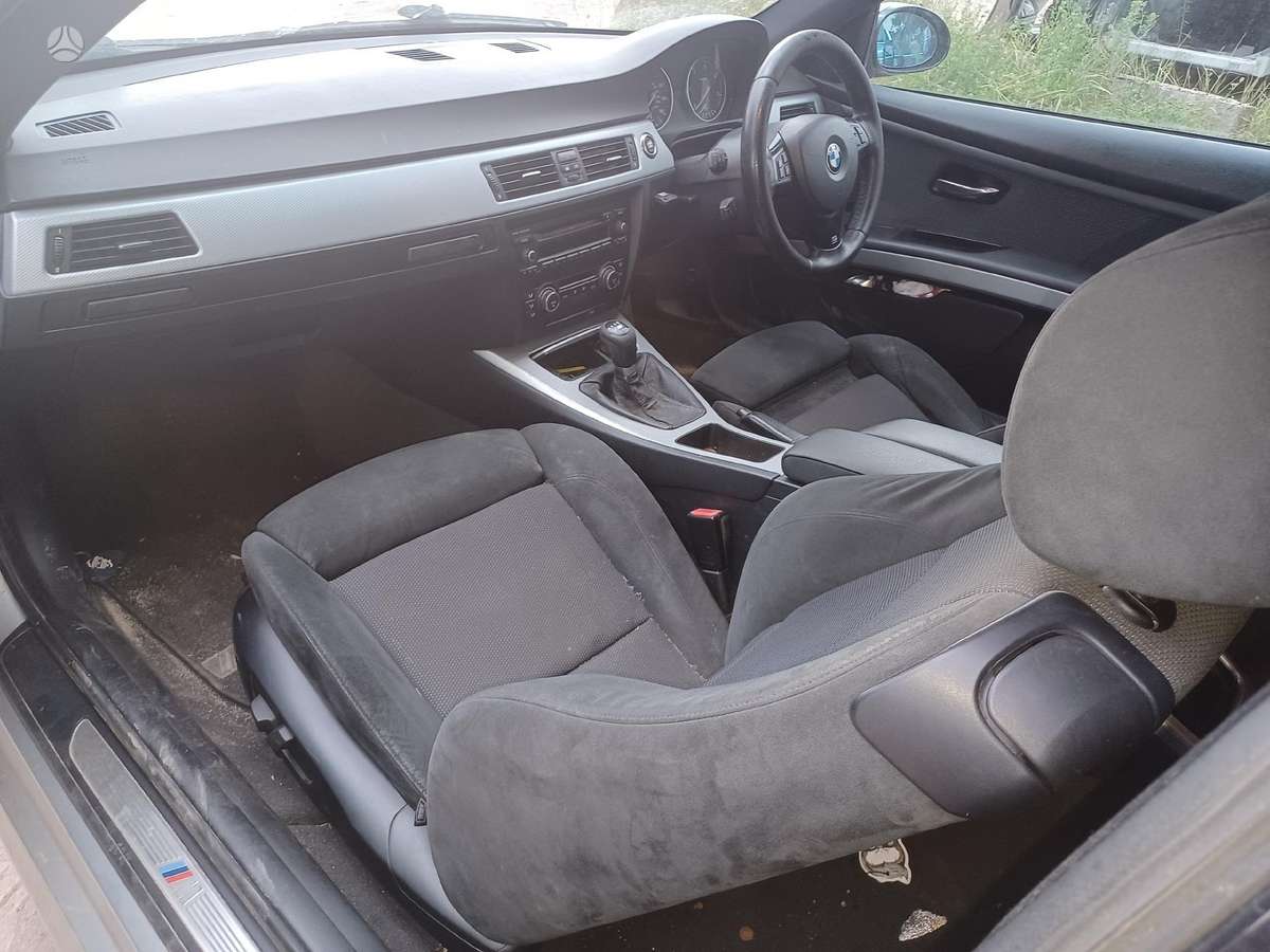 BMW 320 Nevienas ardytas