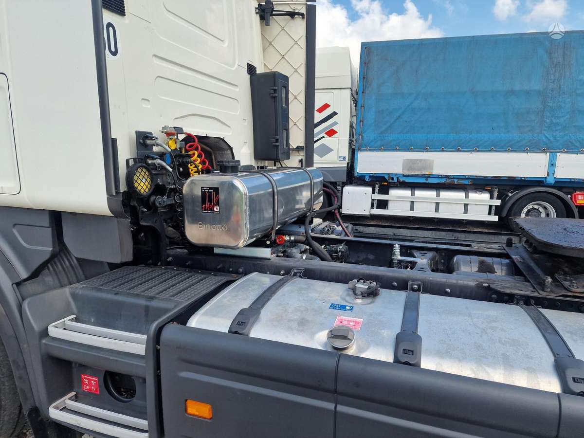 Iveco HIDRAULIKA BINOTTO, vilcējs