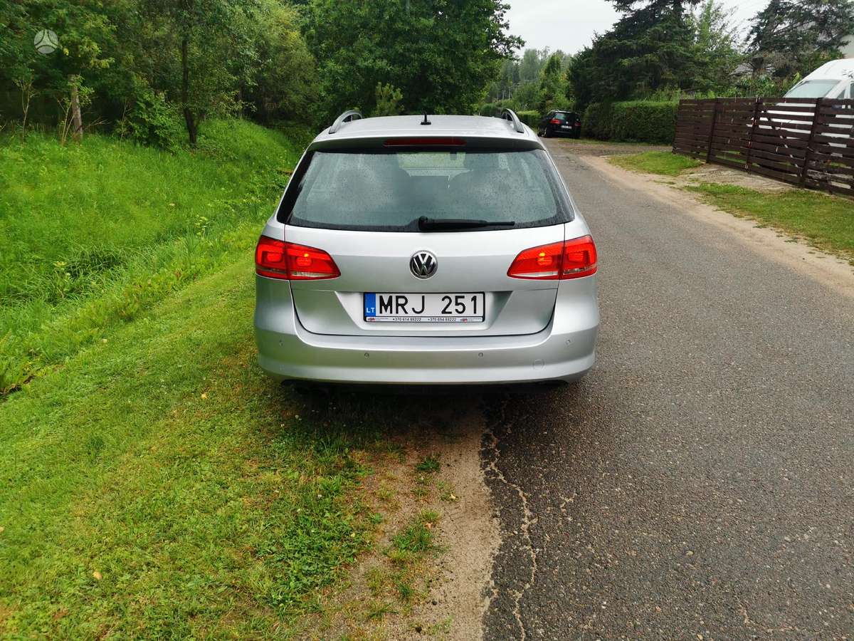 Volkswagen Passat, 2.0 l., Универсал