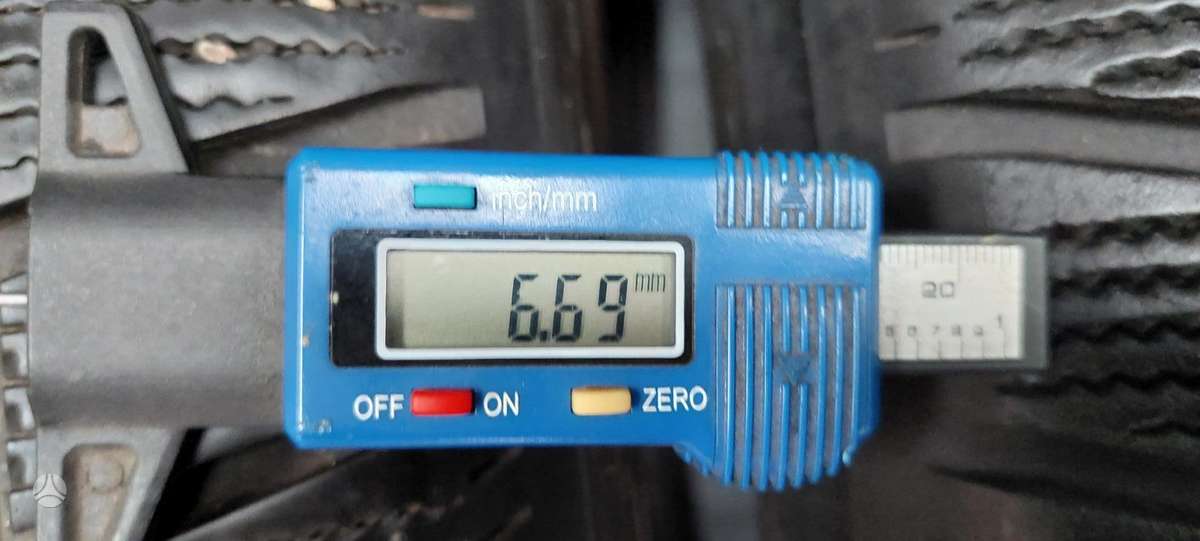 Dunlop, žieminės 235/55 R19