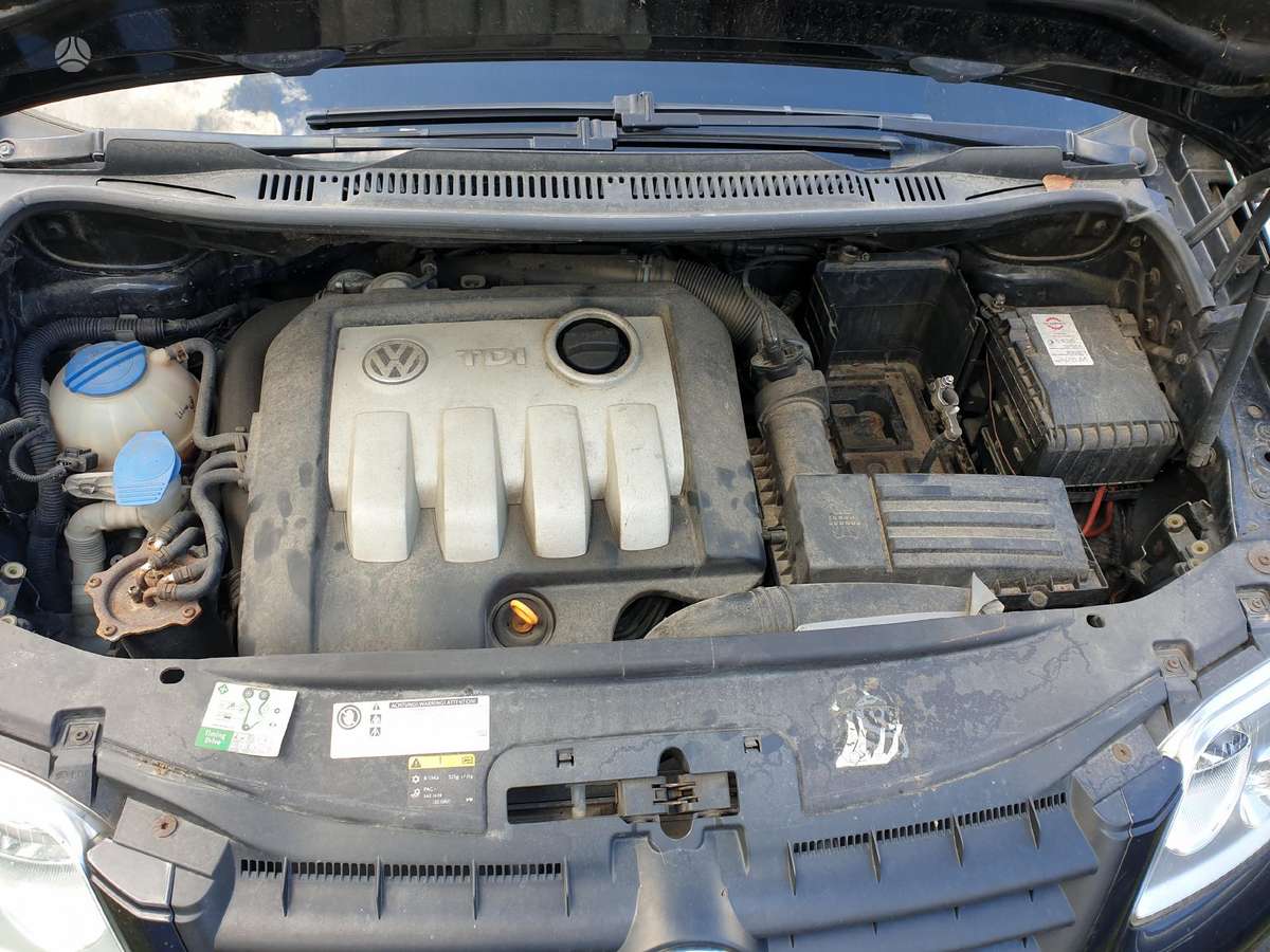 Volkswagen Touran dalimis