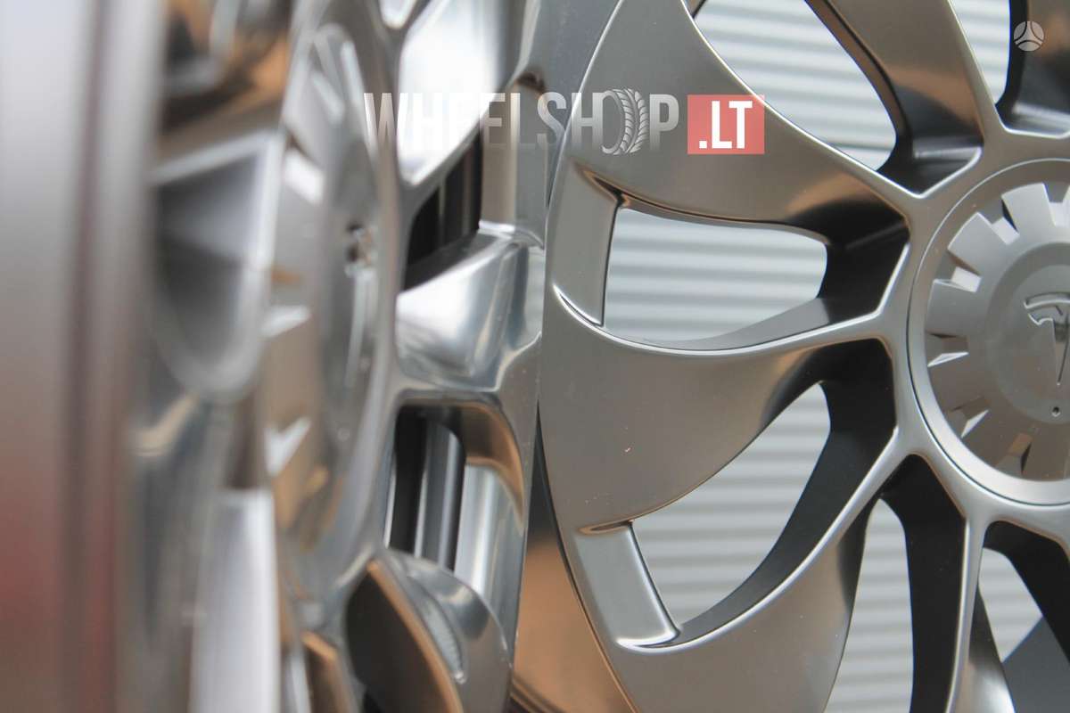 TESLA EU-YS214 Style Satin, light alloy, R20