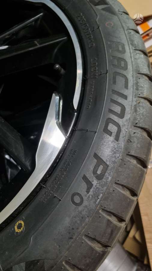Powertrac Racing pro, summer 235/50 R19