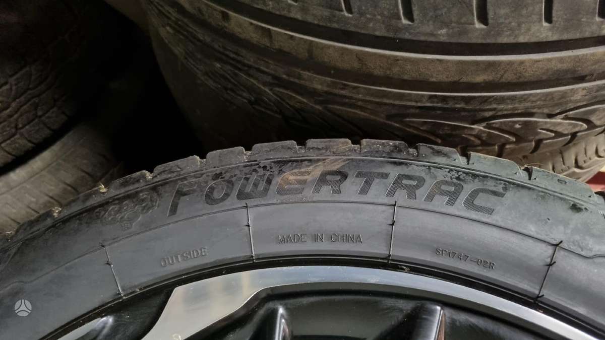 Powertrac Racing pro, summer 235/50 R19