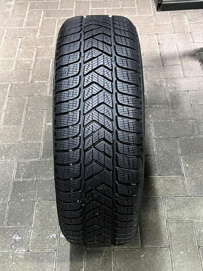 Pirelli SCORPION WINTER, žieminės 215/65 R17