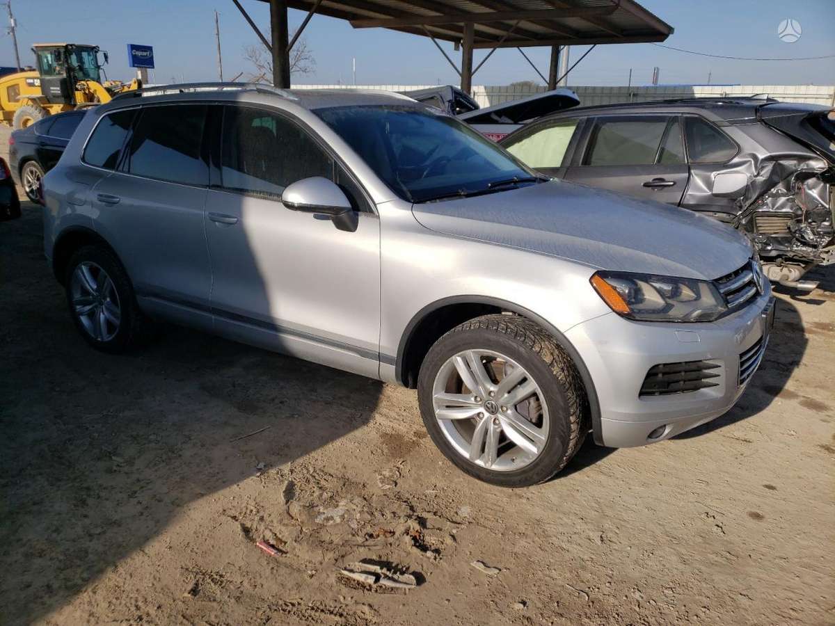 Volkswagen Touareg по частям