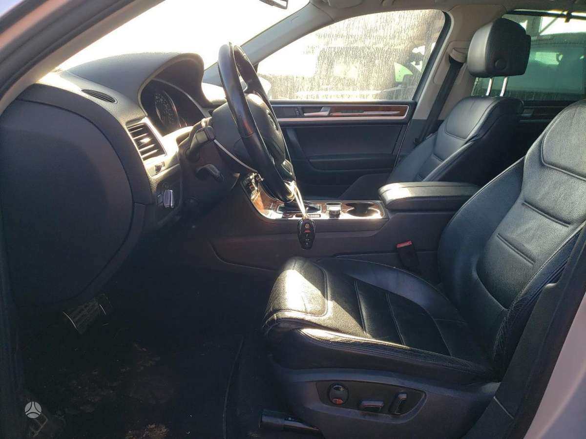 Volkswagen Touareg по частям