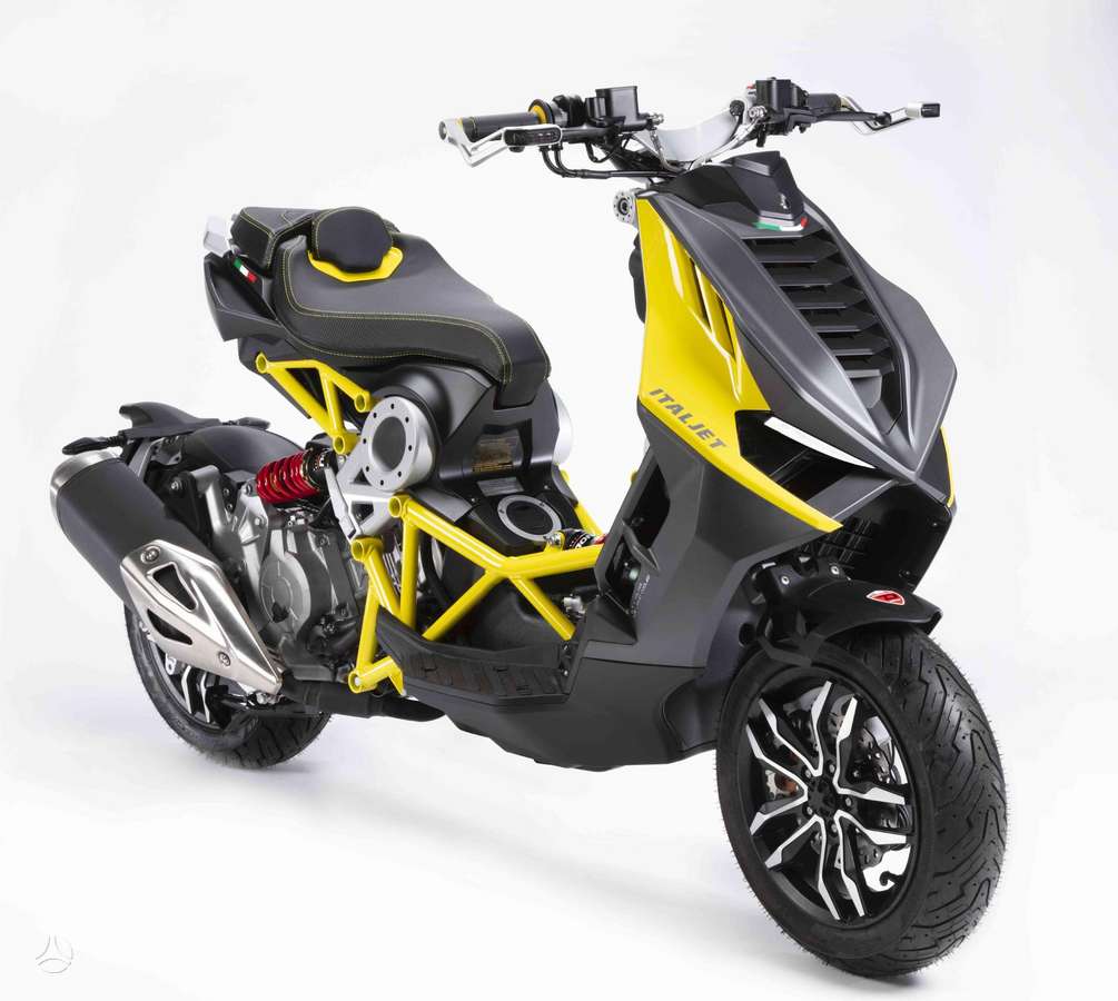 Italjet Dragster 125cc, scooters / mopeds