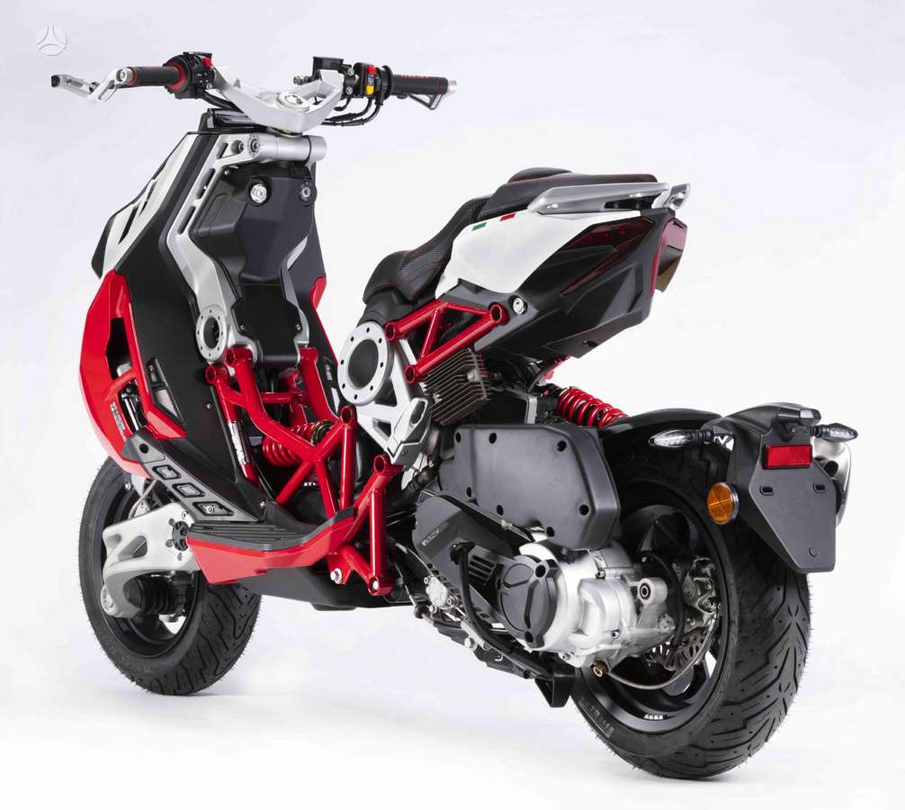 Italjet Dragster 125cc, scooters / mopeds