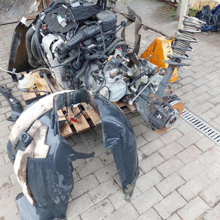 Peugeot Rifter engine parts