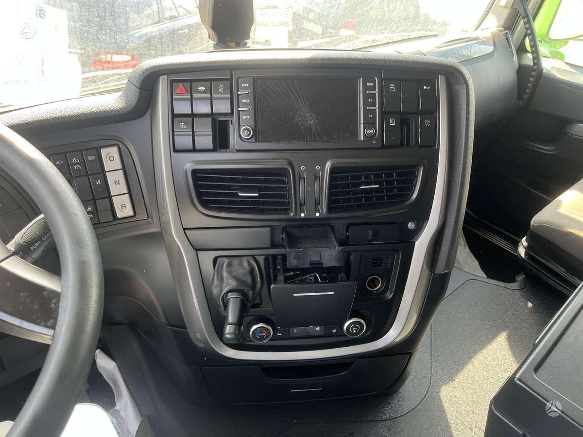 Iveco 400NP, 1 miegamoji vieta