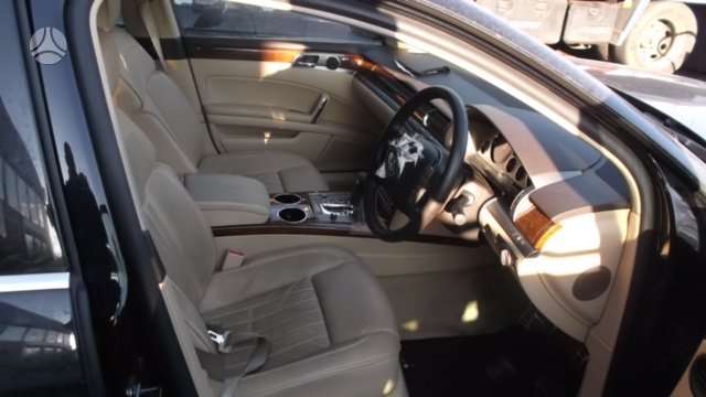 Volkswagen Phaeton Dalimis is anglijos 4x4