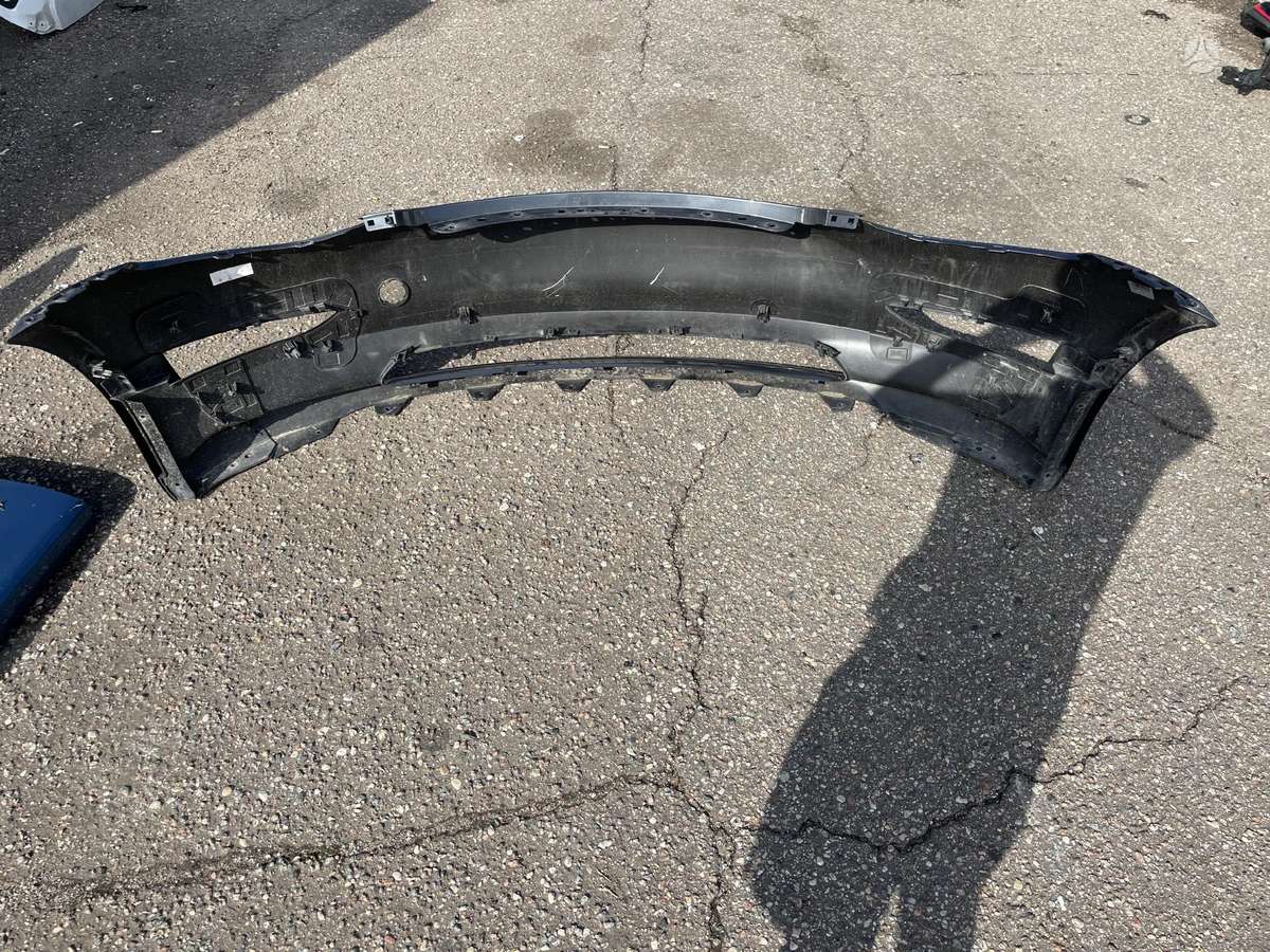 Tesla Model 3 bamperi