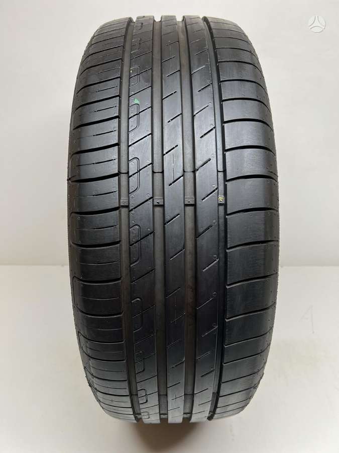 Goodyear Efficient Grip Perfomance, summer 225/55 R17