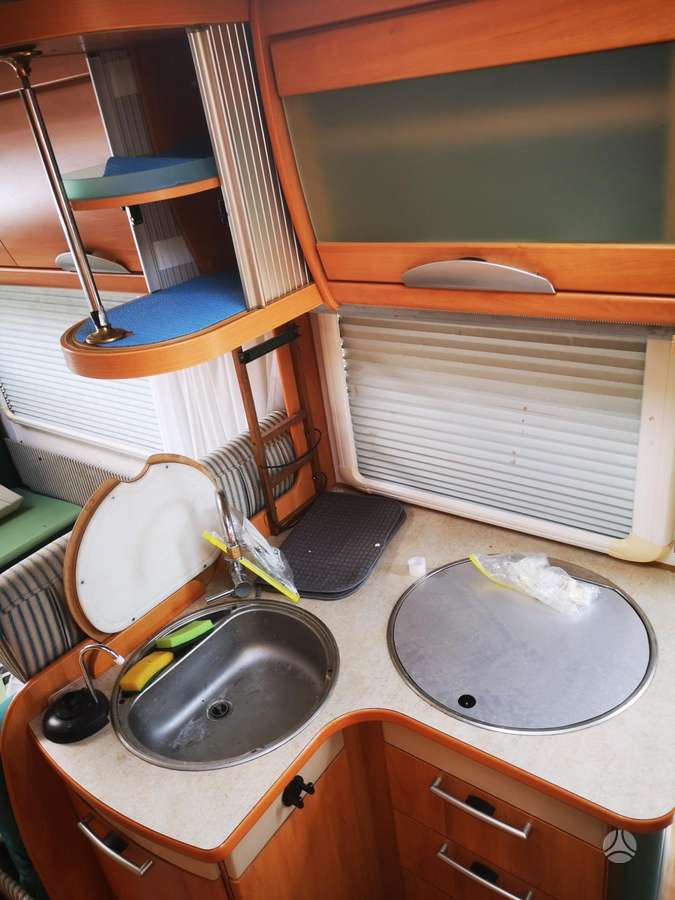 Hymer B544, cits