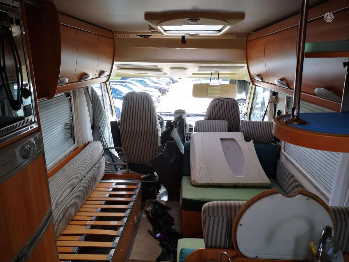 Hymer B544, other