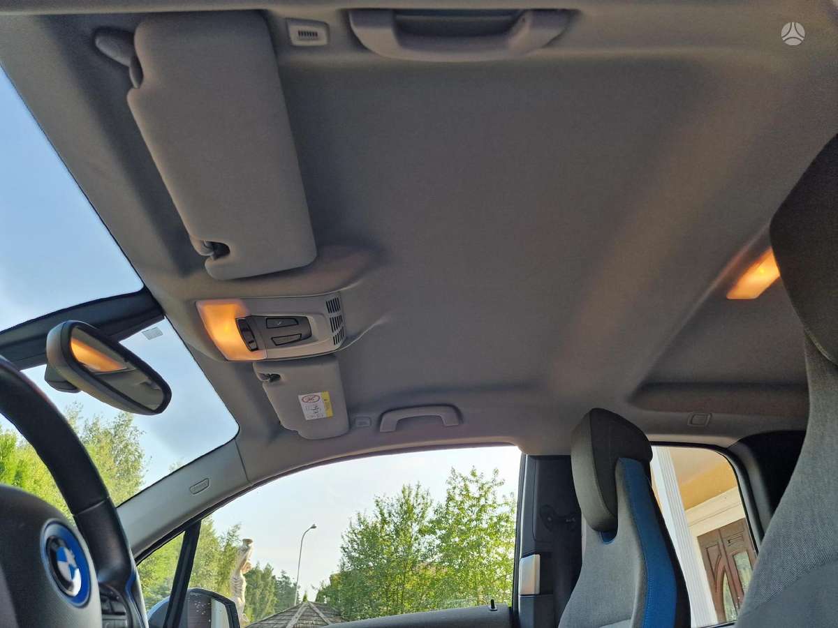 BMW i3, hatchback