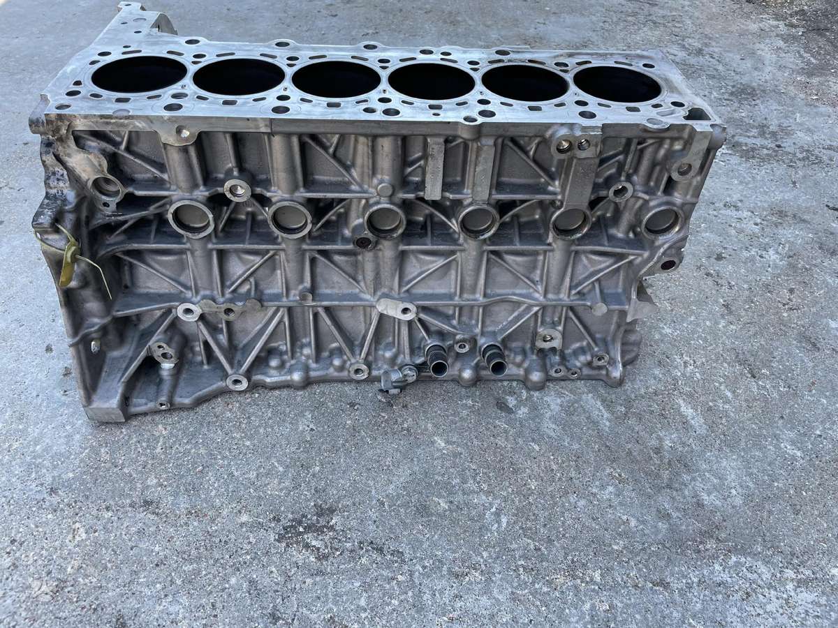 BMW 550, N57d30c 8506555, engine block