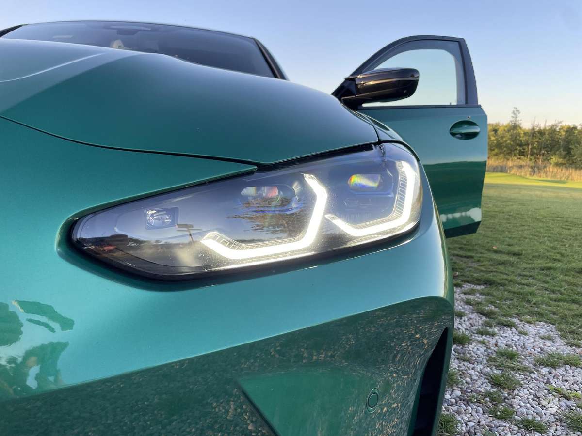 BMW M3, 3.0 l., Седан
