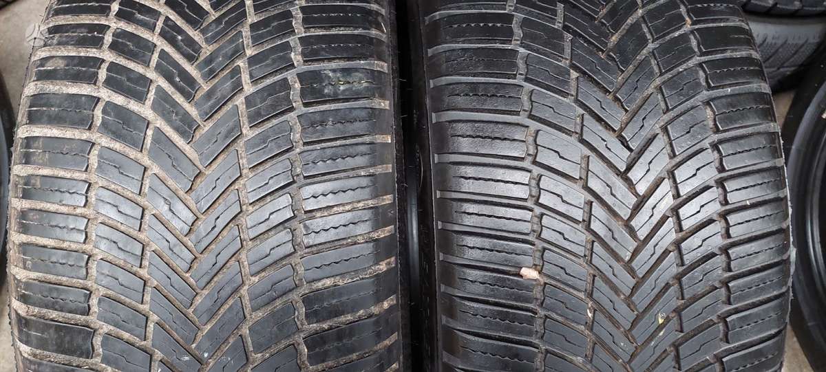 Bridgestone, all-season 235/45 R18