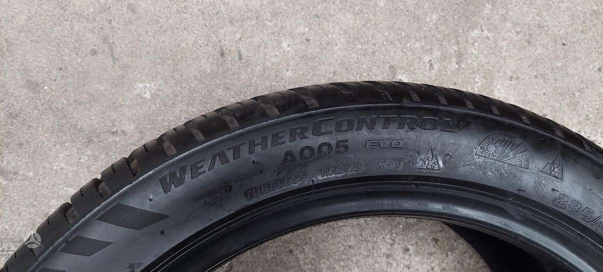 Bridgestone, all-season 235/45 R18