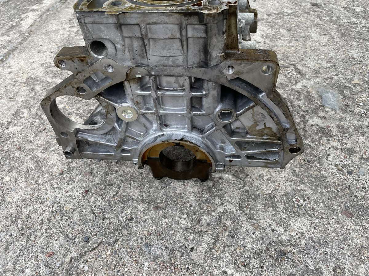 Mitsubishi Outlander, 4j11, engine block