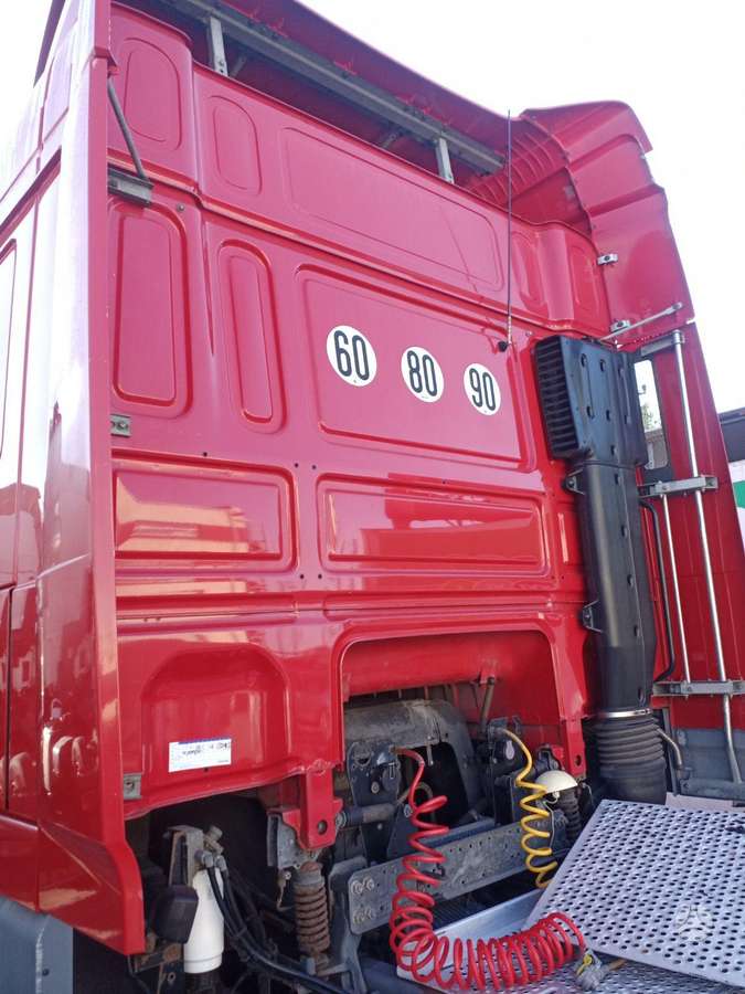 DAF XF105, vilkikai
