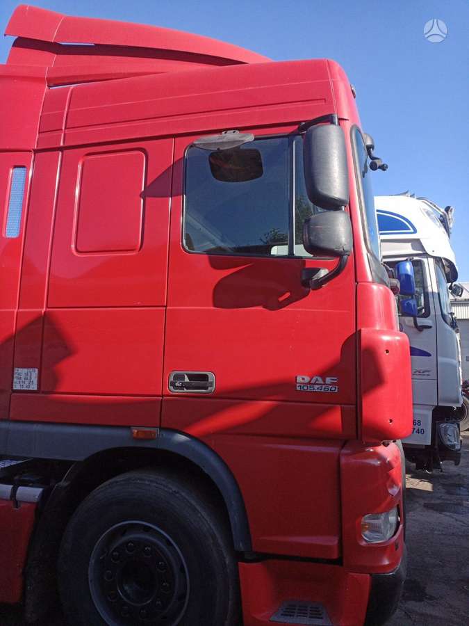 DAF XF105, semi-trailer trucks