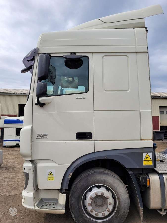 DAF XF460FTG, vilcējs