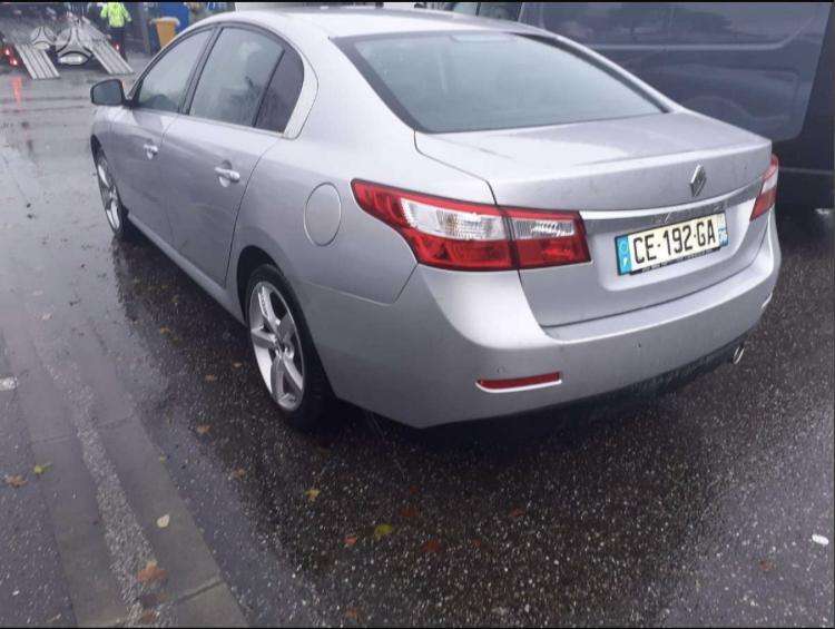 Renault Latitude по частям