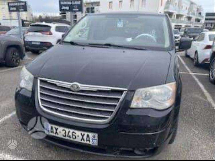 Chrysler Grand Voyager dalimis