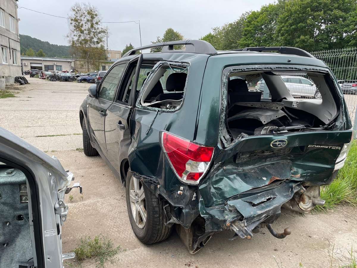 Subaru Forester Variklis fb20 greičių dėžė tz1b8lt4ac