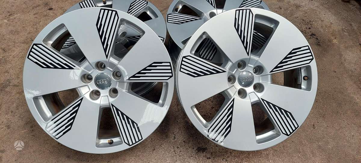 Audi, lengvojo lydinio, R19