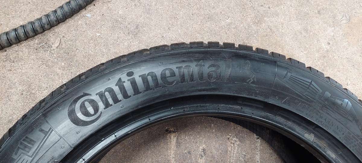 Continental, всесезонные 225/50 R18