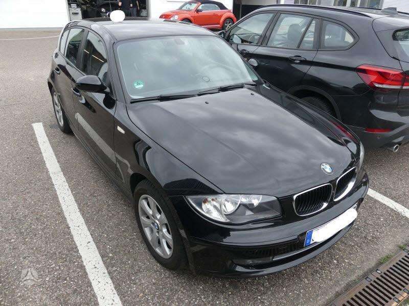 BMW 1 serija Spalva 668