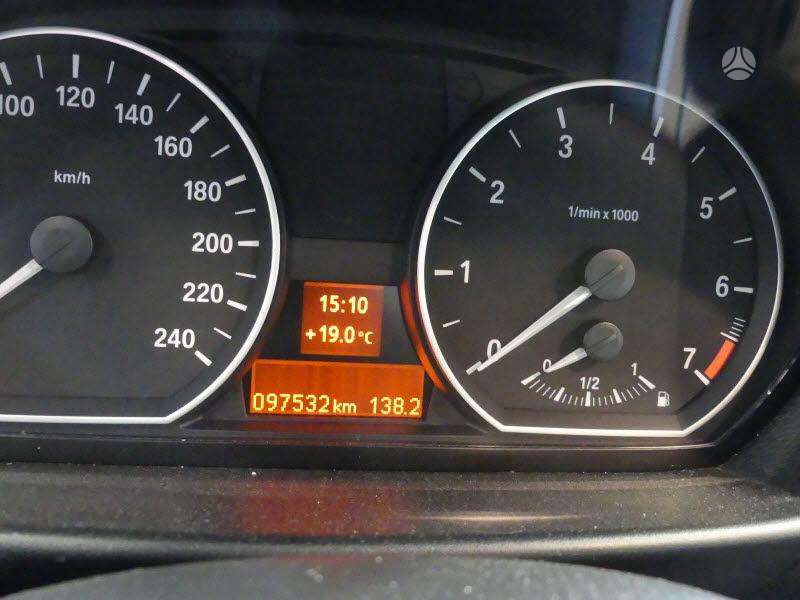 BMW 1 serija Spalva 668